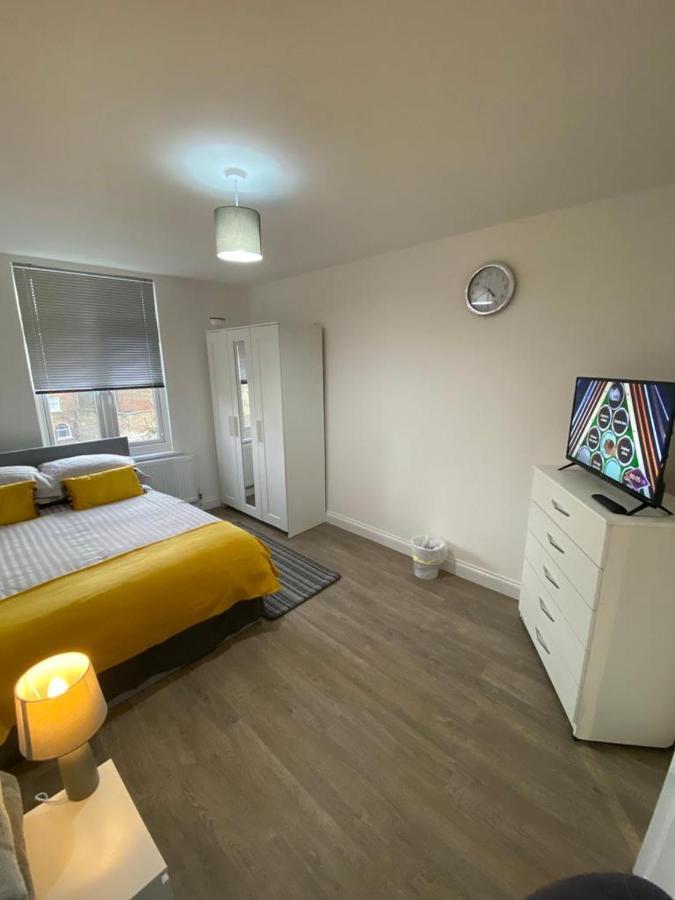 2 Bedroom Apartment Londres Exterior foto